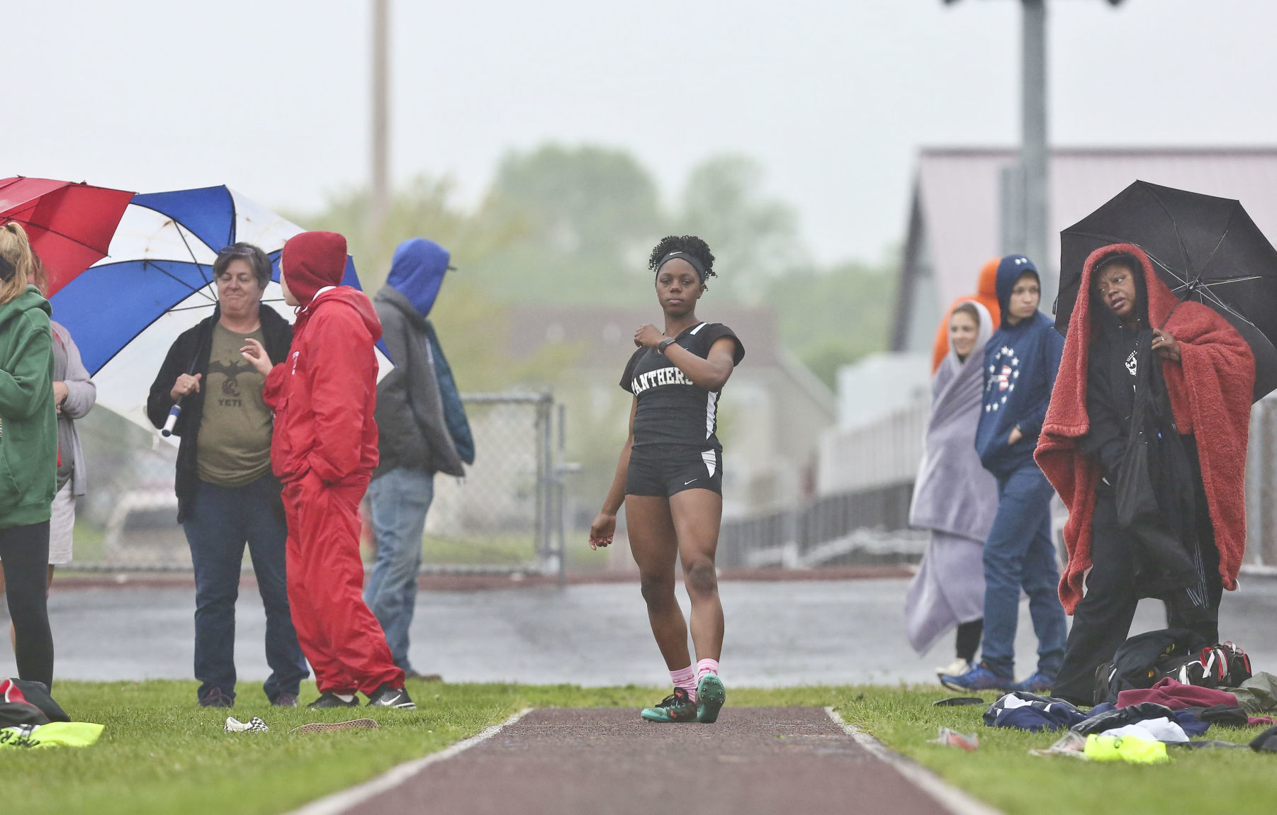 Class 2A Tolono Sectional 14 5.09.19.JPG